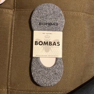 NWT bombas no show socks size medium gray